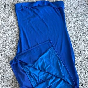 Blue midi skirt w/ small slit. Never worn w/tags